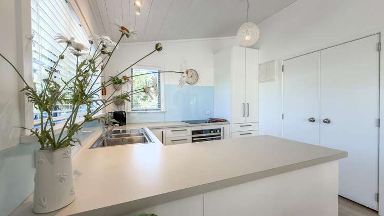 2a Swordfish Avenue Whiritoa_9