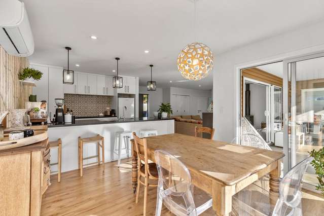 4 Warbler Lane Albert Town_1