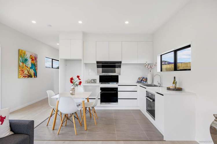 63a Flanshaw Road Te Atatu South_12