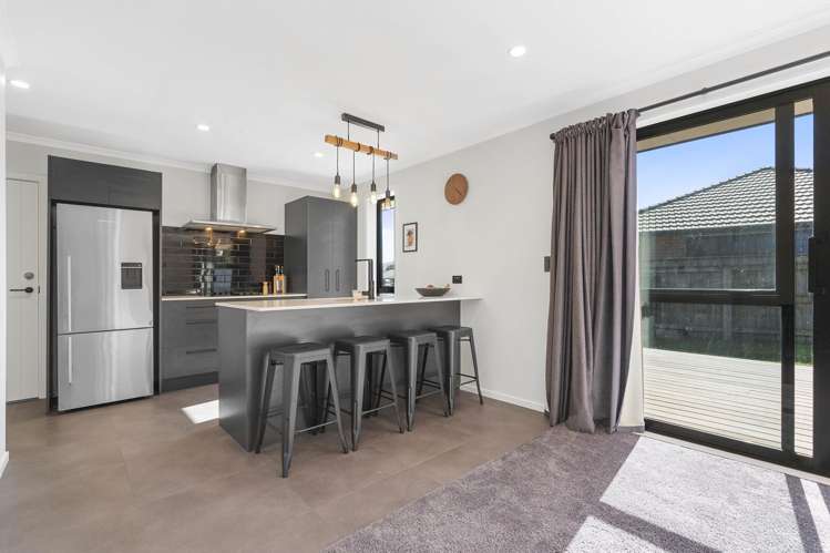 7 Angus Place Carterton_6