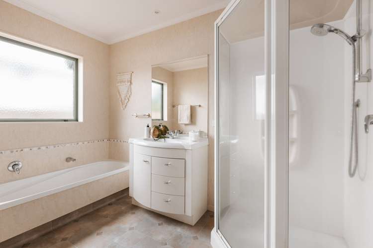 8 Paua Cove Papamoa_15