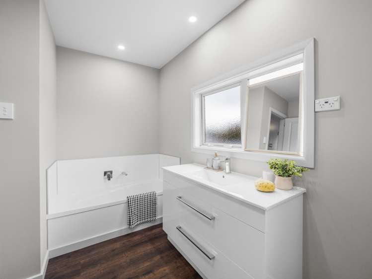 25 Reid Crescent Allenton_23