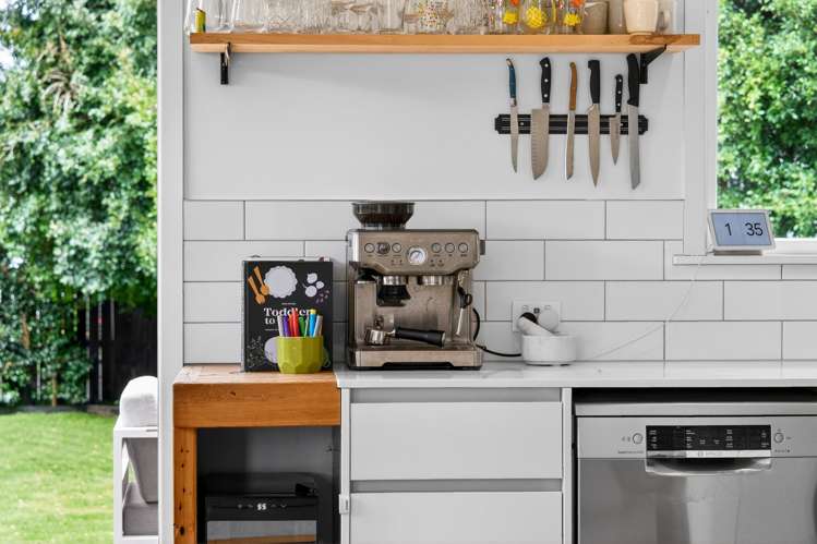 96 Mead Street Avondale_13