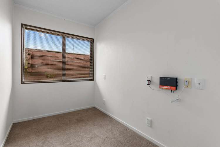 226 Fairway Drive Te Kamo_13
