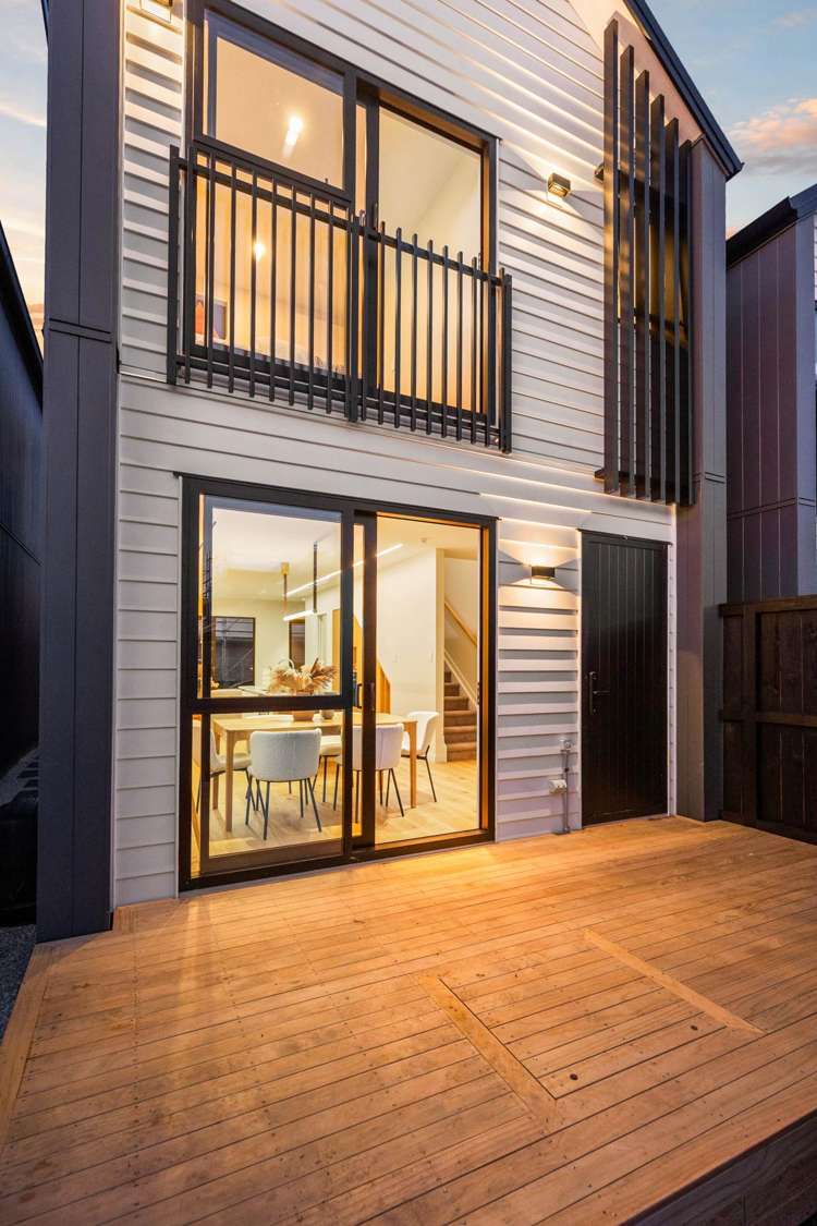 56 Picnic Point  Road Hobsonville_20