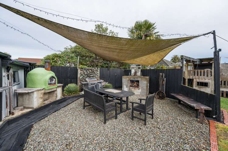 8 Dickens Street Stoke_18