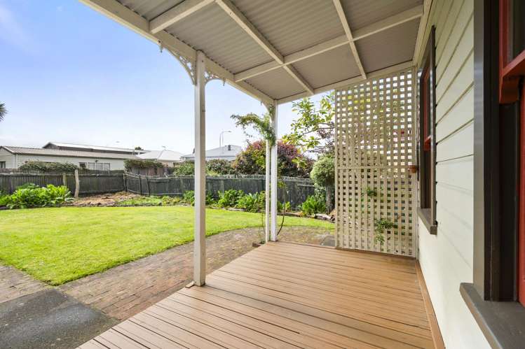 127 Linton Street West End_13