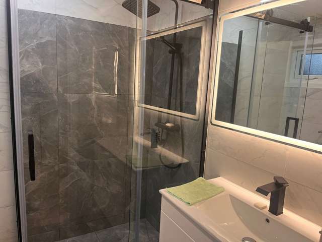4/64 Chartwell Avenue Glenfield_2