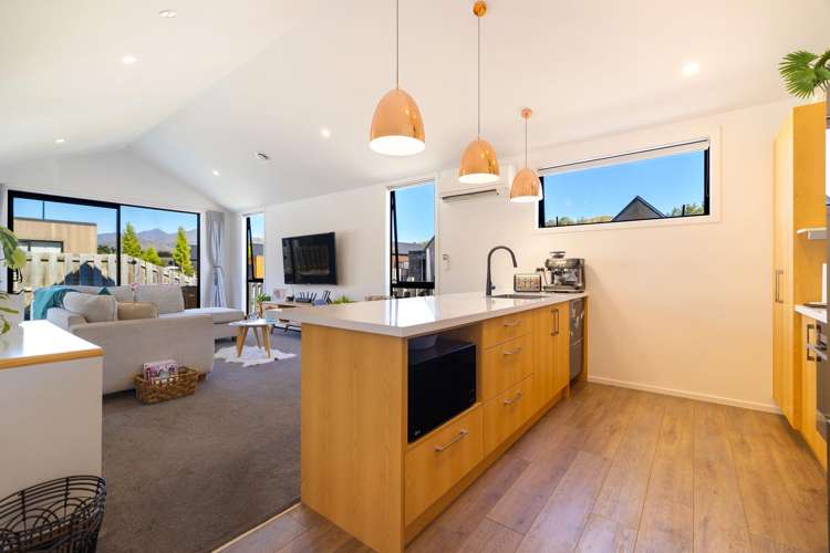 6 Dewar Street Lake Hayes_5