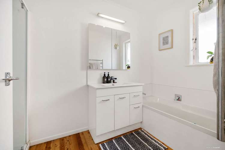 1/15 Litten Road Cockle Bay_11