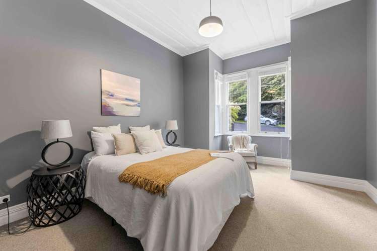 21 Serpentine Avenue_3