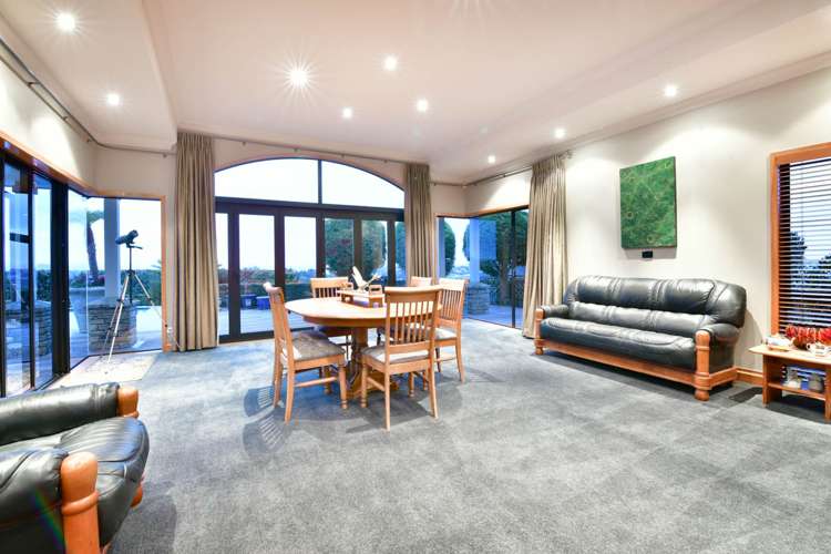 1 Myra G Place Stanmore Bay_7