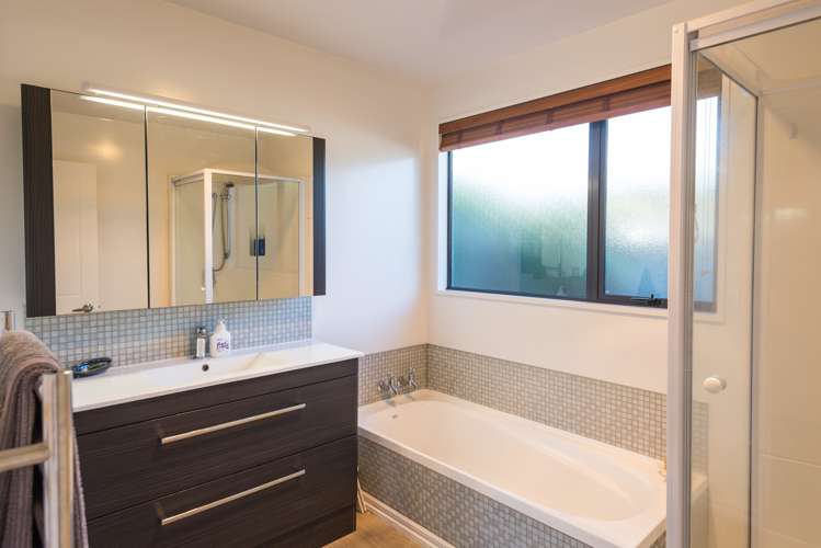 221a Pine Avenue South New Brighton_9