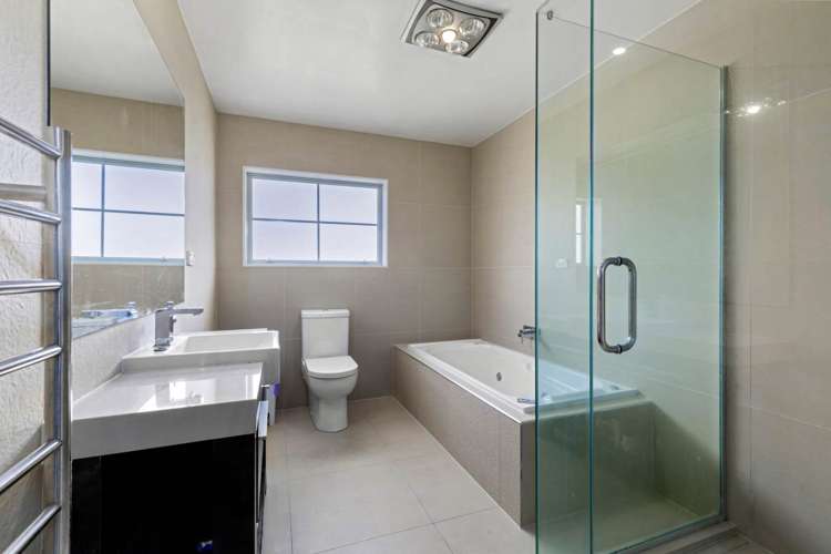 81 Laurel Oak Drive Schnapper Rock_17