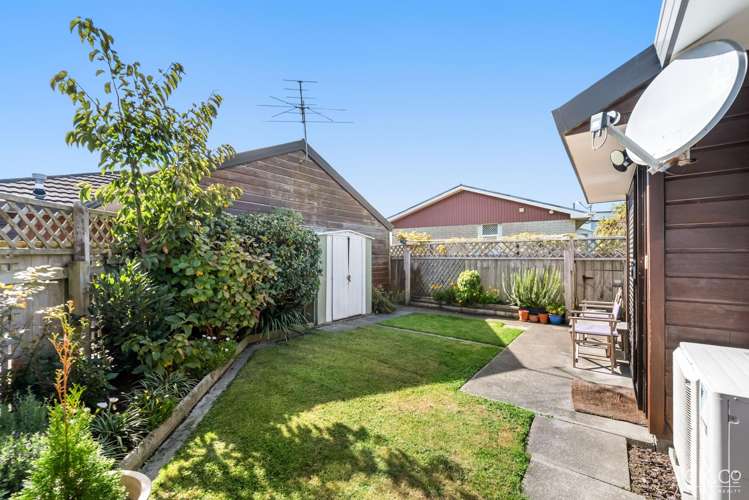 2/9 Atiawa Street Petone_13