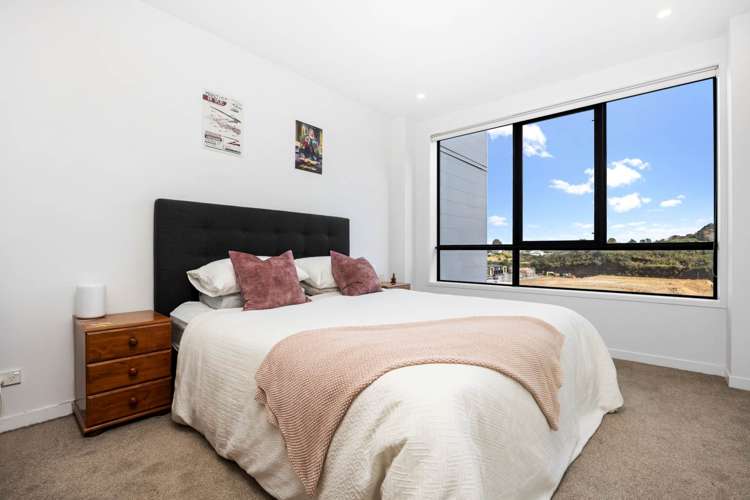 211/1 Kimiora Street Three Kings_6
