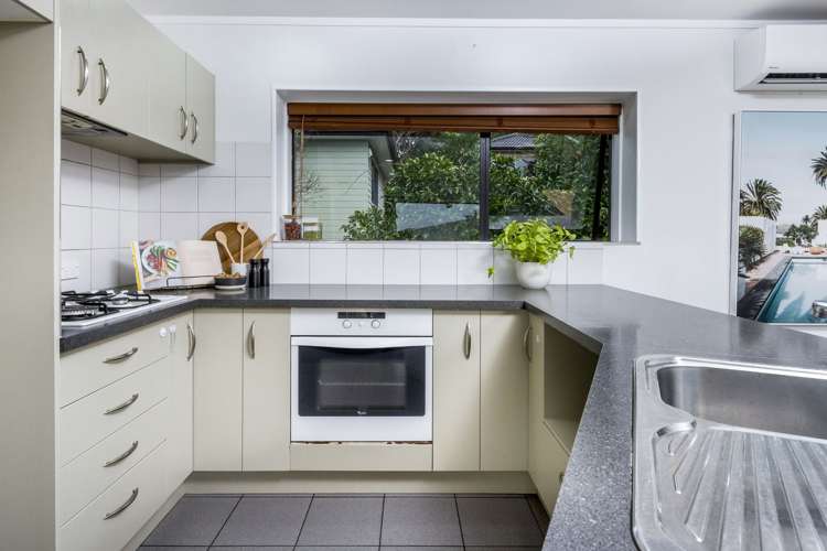 2/23 Heathglen Place Bayview_8