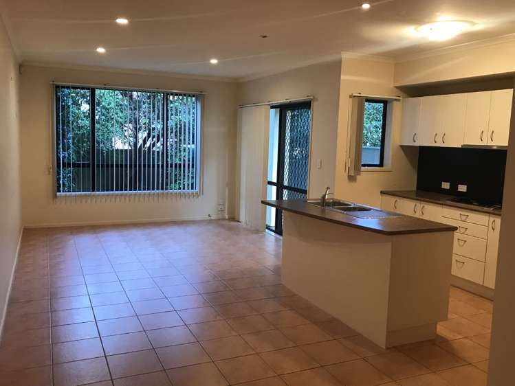 8 Trimaran Drive Gulf Harbour_3