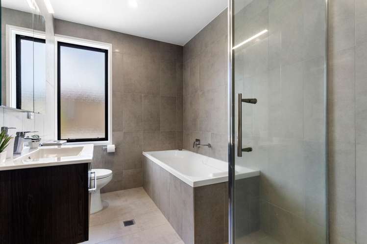 11 Whale Road Mt Wellington_21