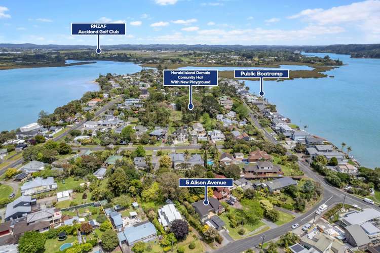 5 Alison Avenue Herald Island_23