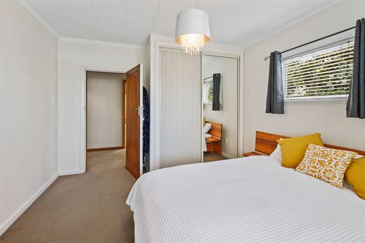 51 Hawkesbury Avenue Saint Albans_9