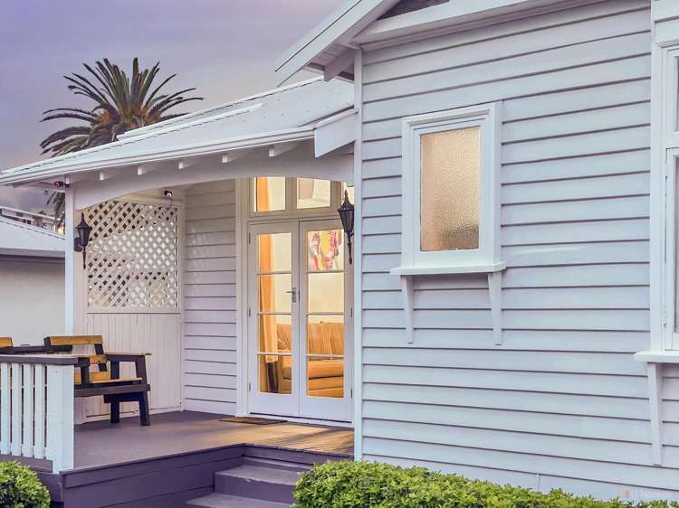 126 Selwyn Street Waimataitai_1