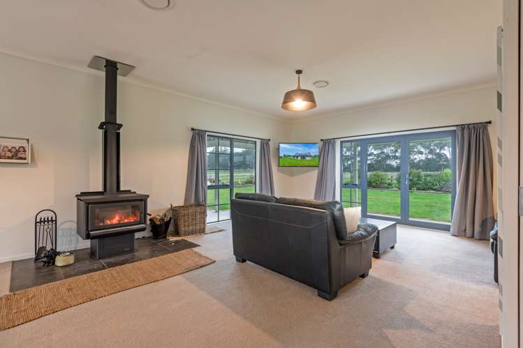 38c Grove Road Ashhurst_5