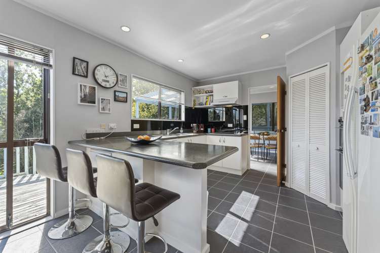 28 Heathcote Place Fitzherbert_2