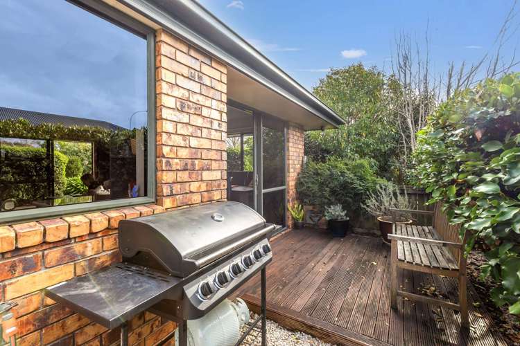 1 Longfields Road Brightwater_16