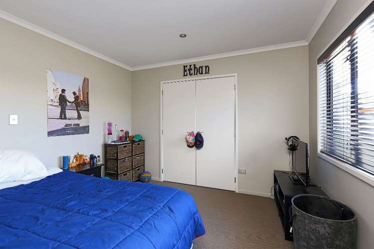 3 Lardon Place Frimley_7