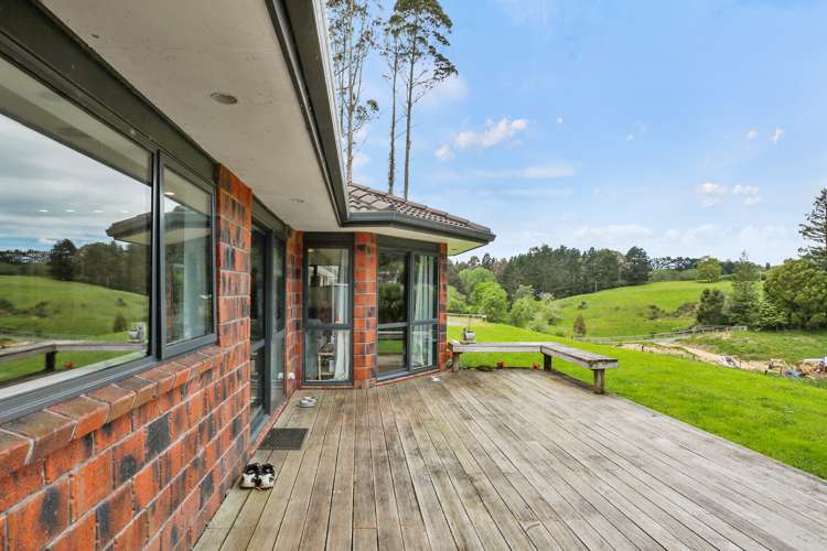 363 Limeworks Loop Road Te Pahu_13