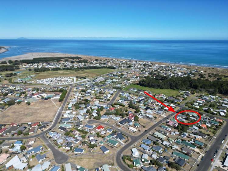 5 Hennessy Street East Foxton Beach_28