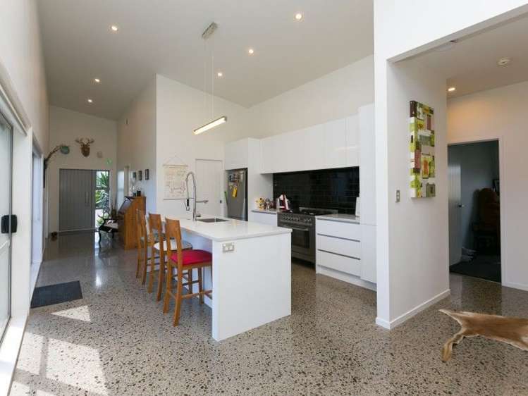 47 Links Drive Waiwhakaiho_8