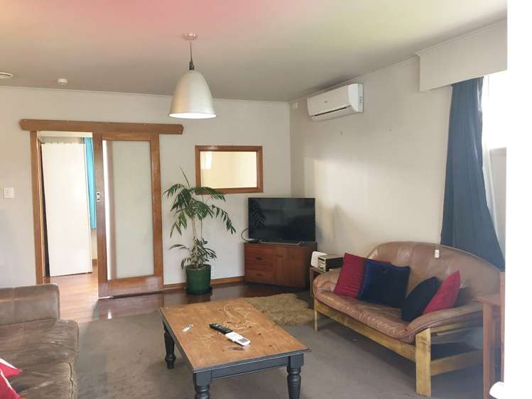 1/56 Royal View Road Te Atatu South_5