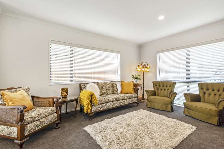 232 Hill Road The Gardens_14