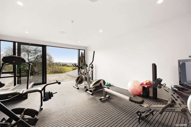 38 Trig Road Whitford_15