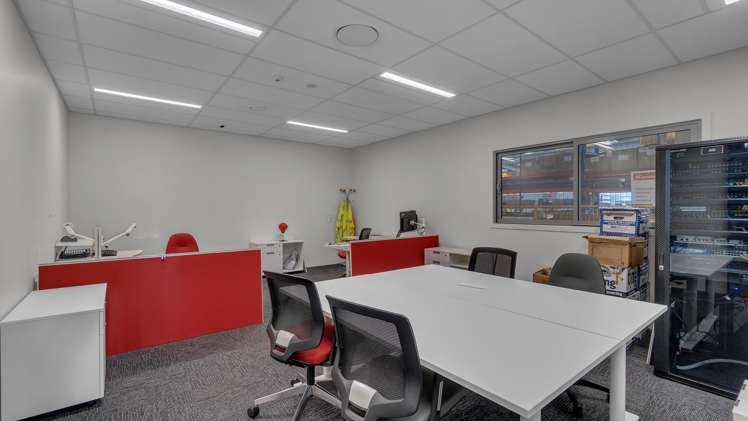 69 Seymour Street Hornby_16