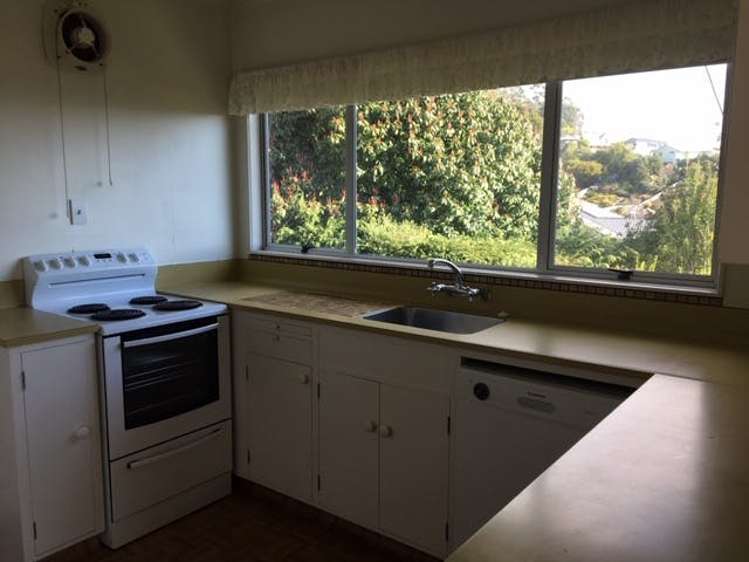 2/43c The Ridgeway Enner Glynn_6