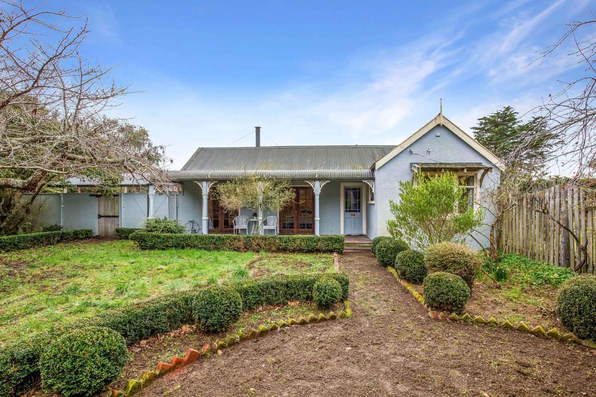 451 Ridge Road_0