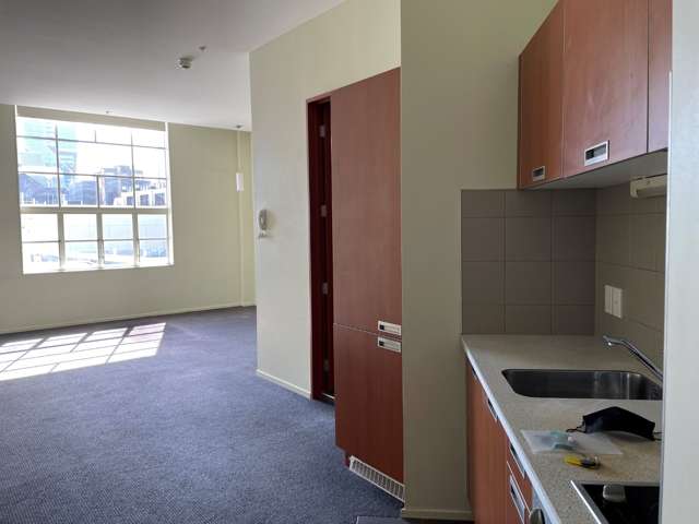 6 Victoria Street East 10015_2