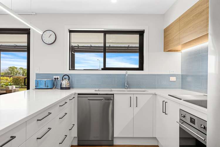 1B Riverdale Place Amberley_4