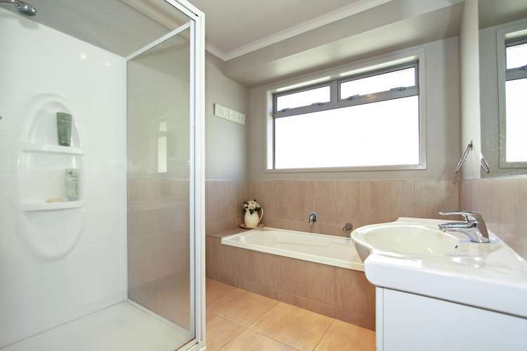 136 Castlewold Drive Bethlehem_9