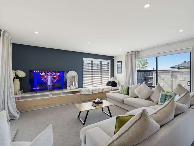 1 Meadows Drive_2