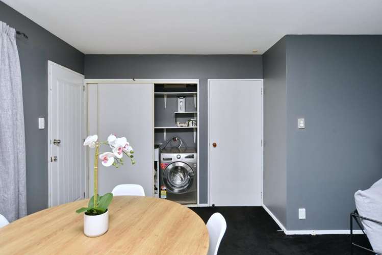 79 Maces Road Bromley_11