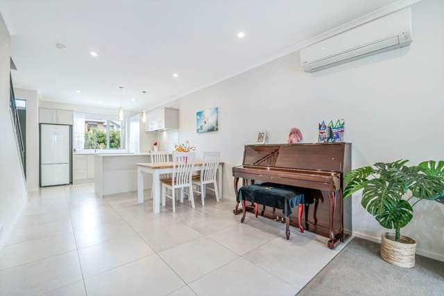 43 Pencaitland Drive Flat Bush_1