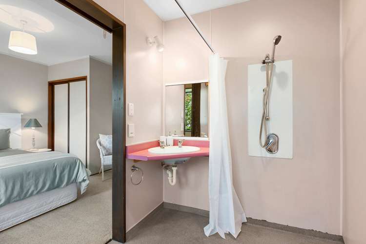 220 South Road Caversham_14