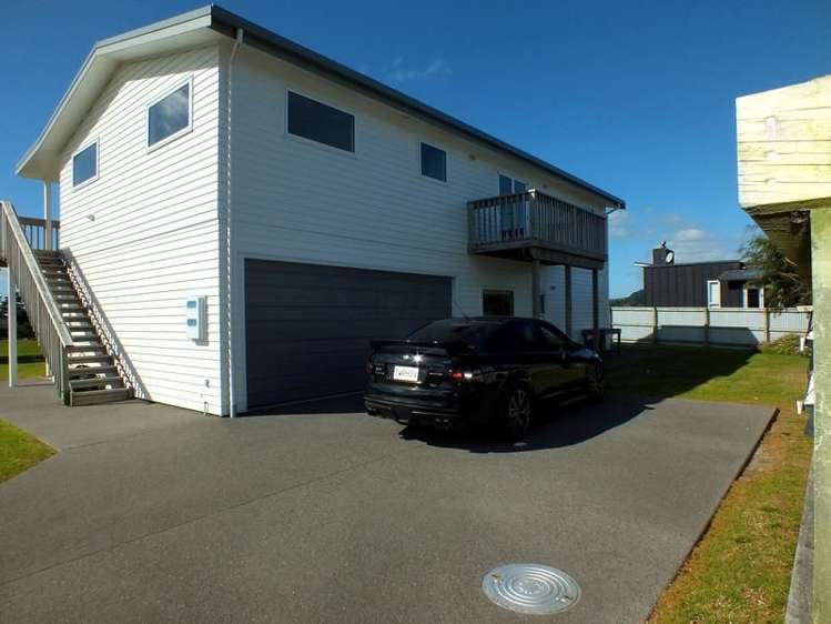 167 The Fairway Matarangi_13