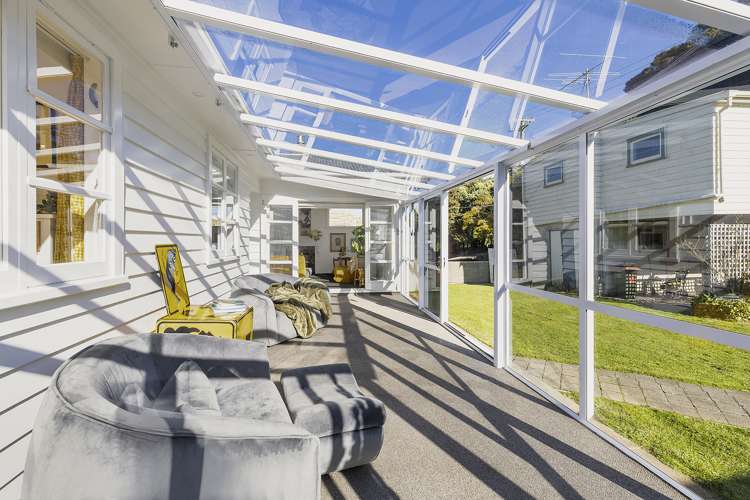 58 Airlie Road Plimmerton_19