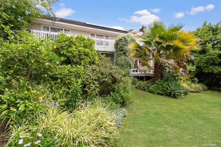 133 Glengarry Road Glen Eden_13