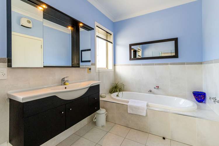 260 Spur Road Hadlow_15